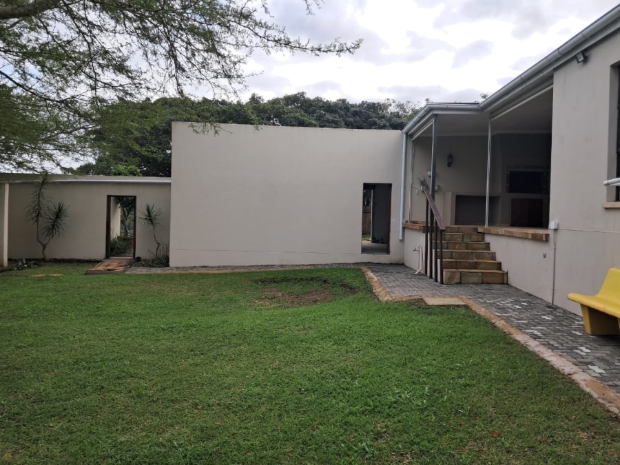 To Let 2 Bedroom Property for Rent in Kwelera Eastern Cape